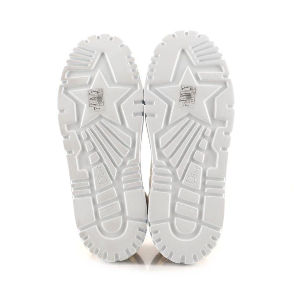 Christian Dior Women's D-Player Sneakers Quilted Nylon Gold - Picture 4 of 5